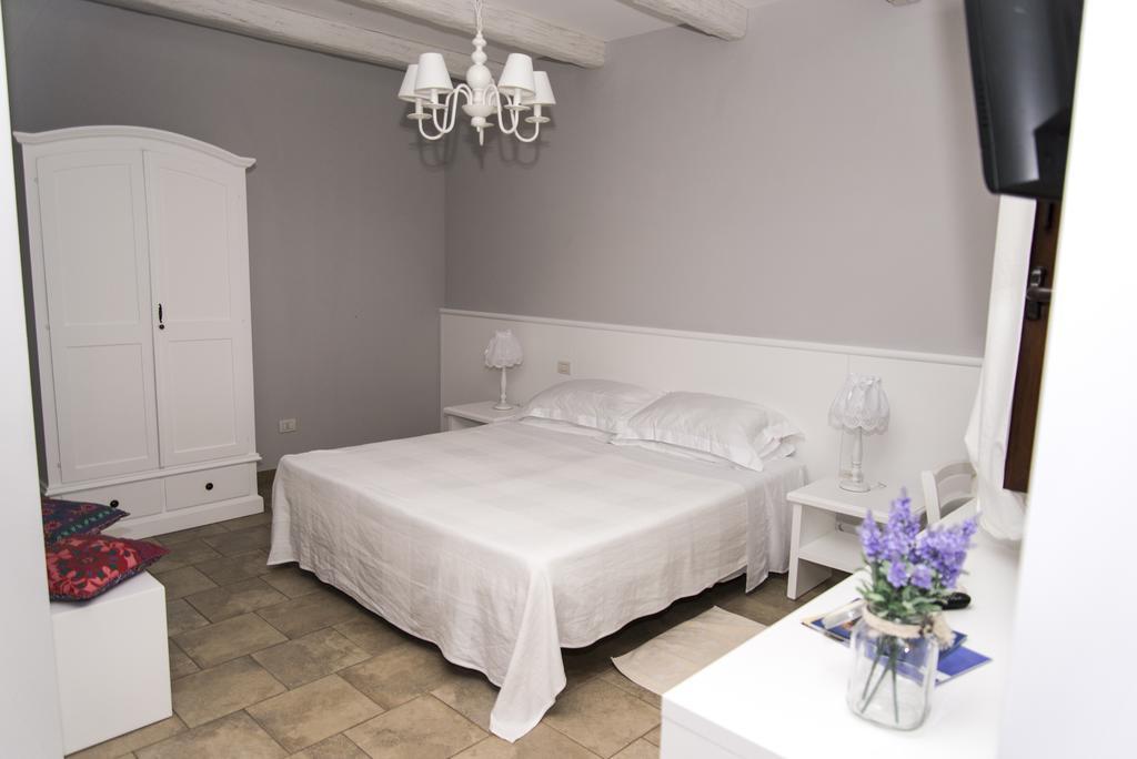 Masseria Gravelle Turi Kamer foto